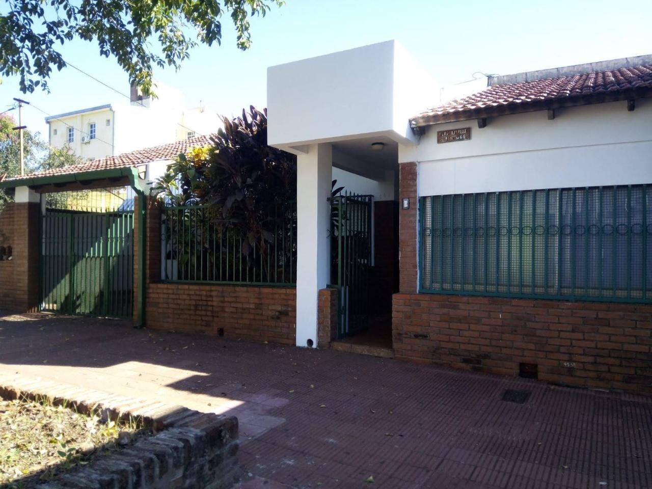 Lavalle Hostel Posadas Dış mekan fotoğraf