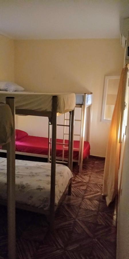 Lavalle Hostel Posadas Dış mekan fotoğraf